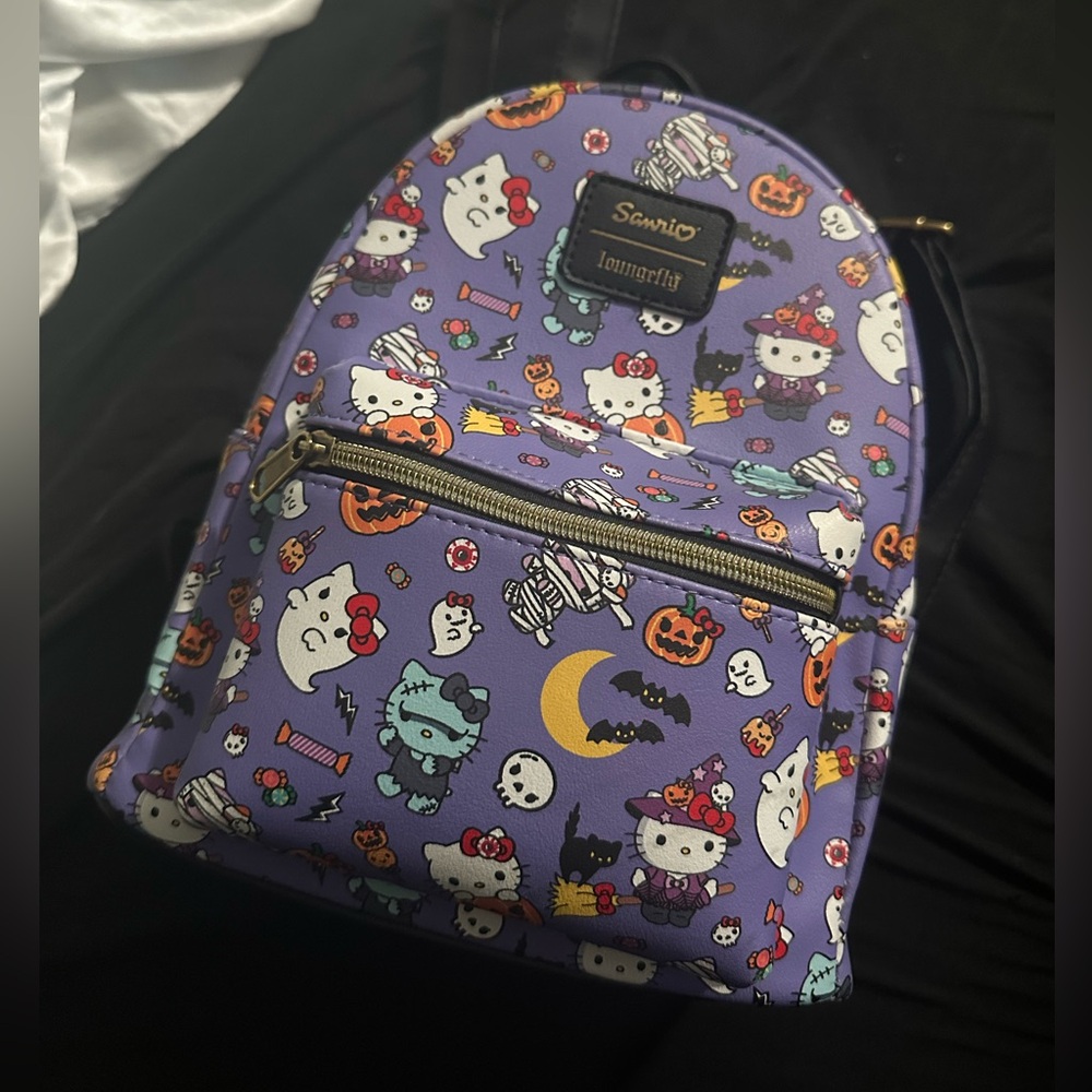 Sanrio Halloween Loungefly - Picture 2 of 7